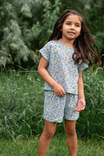 Load image into Gallery viewer, Day Shirt in Prairie Garden
