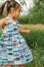 Load image into Gallery viewer, Weekend Dress in Regatta
