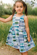 Load image into Gallery viewer, Weekend Dress in Regatta
