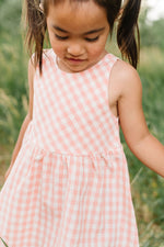 Load image into Gallery viewer, Weekend Dress in Petal Gingham
