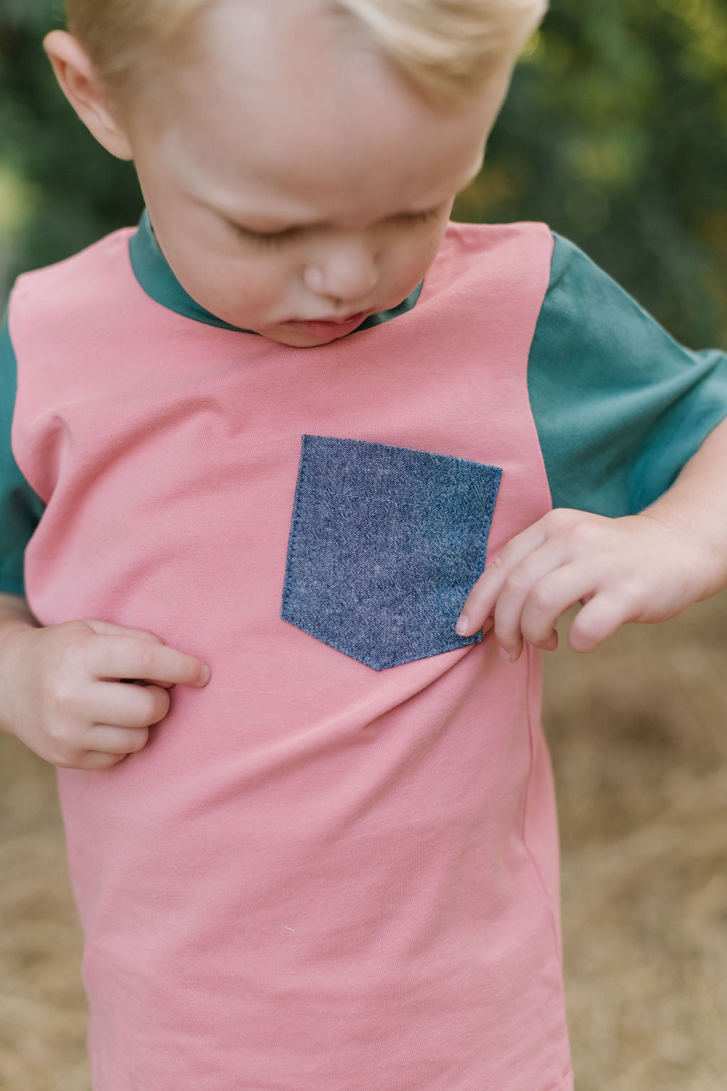 Colorblock Pocket Tee in Reef